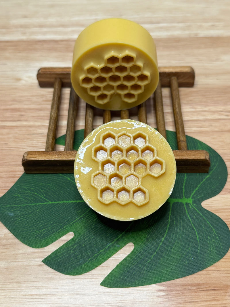 Oatmeal, Turmeric, & Honey Bar Soap