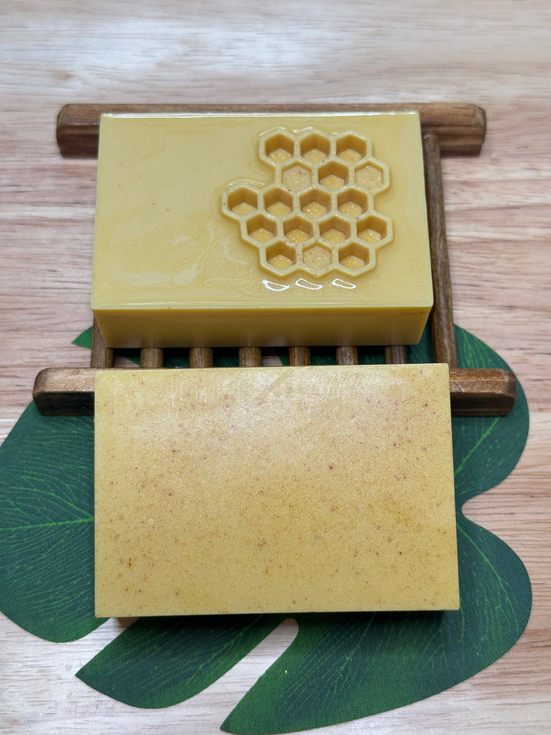 Oatmeal, Turmeric, & Honey Bar Soap